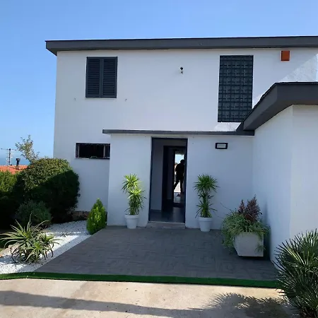 Holiday home Jamaica 2 *